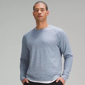 Men’s Lululemon “Engineered Warmth” blue sweatshirt XXL